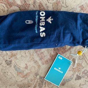 Nwt womens Bombas small slippers